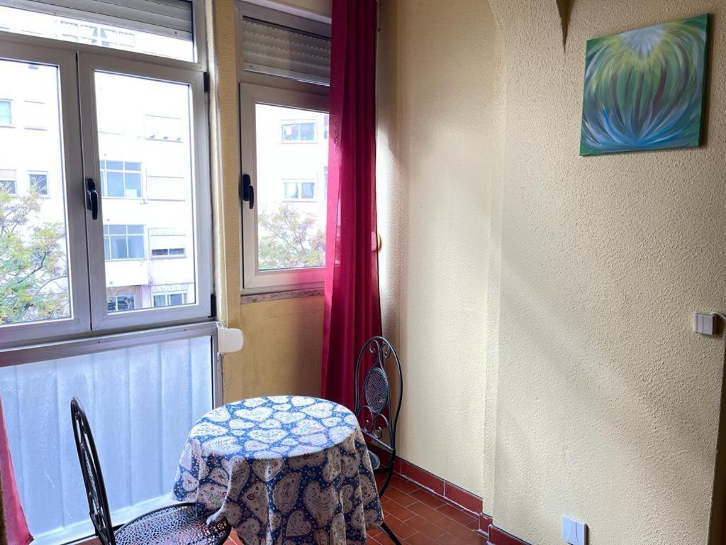 Estudio A 3 Min A Pe Da Praia De Oeiras Paço de Arcos Exterior foto